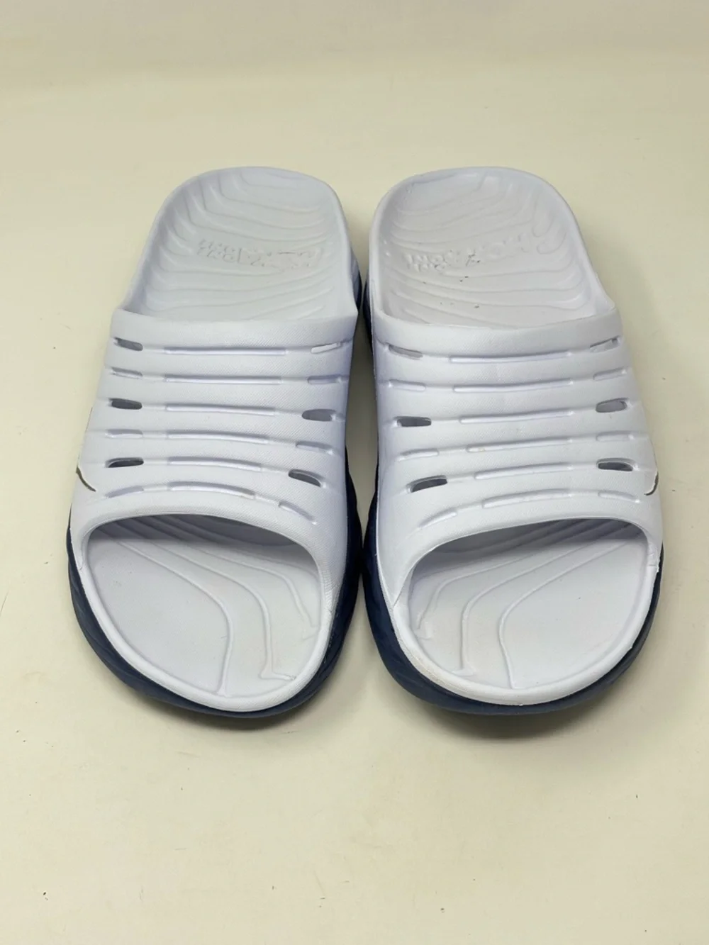 HOKA Ora Recovery Slides Sandals Men’s Size 10 White - Picture 11 of 13